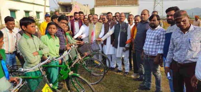 MLA Manoj Kumar Yadav