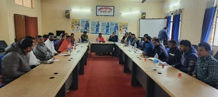 Kanha Chatti News: प्रखंड कार्यालय में पंचायत समिति की हुई समीक्षा बैठक