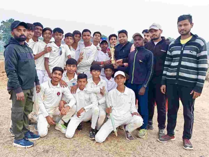 TatiJhariya News: Bagodar Eleven became the winner of Golden Cup Series