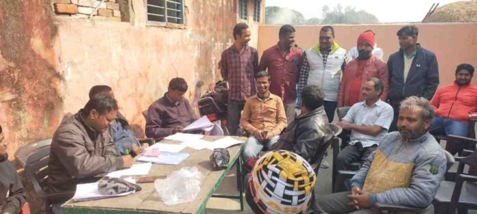 Barkagaon News: 6 candidates filed nomination papers for the election of Badam PACS president