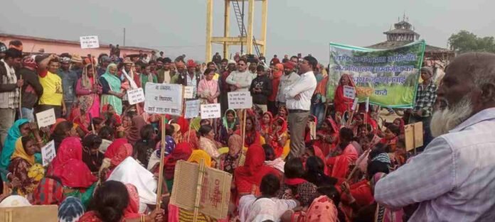 Barkagaon News: Public hearing of NTPC Badam coal block cancelled due to massive protest by villagers