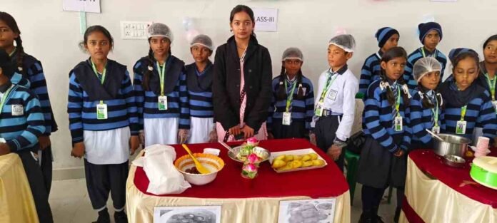 Bishnugarh News: Children's scientific thinking seen in science exhibition
