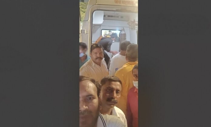 Hazaribagh News: सुरज कुमार यादव का मुंबई में मौत झारखंडी एकता संघ के सहयोग से शव गांव भेजा गया