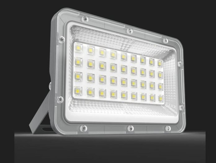 ccc Goldmedal Luxo, 30W Flood Light, Outdoor LED Lighting, IP66 Rating, All-Weather Light, Bright Cool Daylight, Garden Light, Driveway Light,Goldmedal